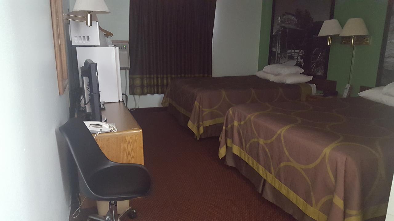 Super 8 By Wyndham Airport I90 Hotell Sioux Falls Exteriör bild