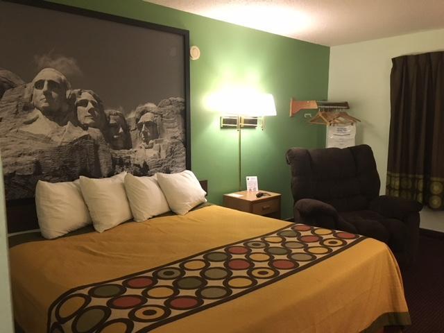 Super 8 By Wyndham Airport I90 Hotell Sioux Falls Exteriör bild