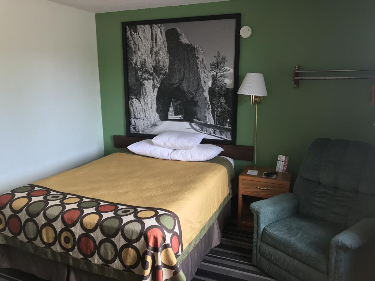 Super 8 By Wyndham Airport I90 Hotell Sioux Falls Exteriör bild