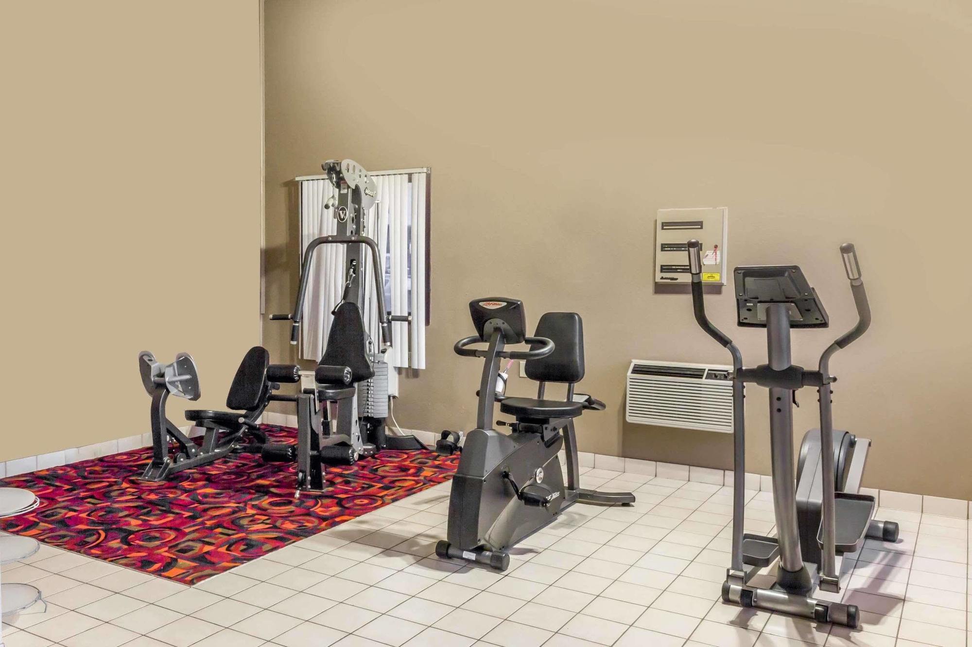 Super 8 By Wyndham Airport I90 Hotell Sioux Falls Exteriör bild